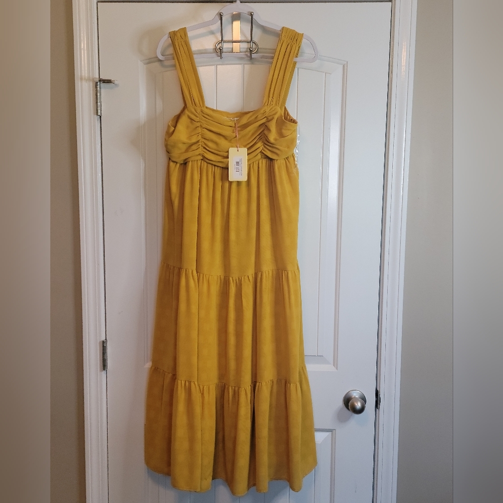Entro sleeveless tiered maxi dress BNWT LARGE